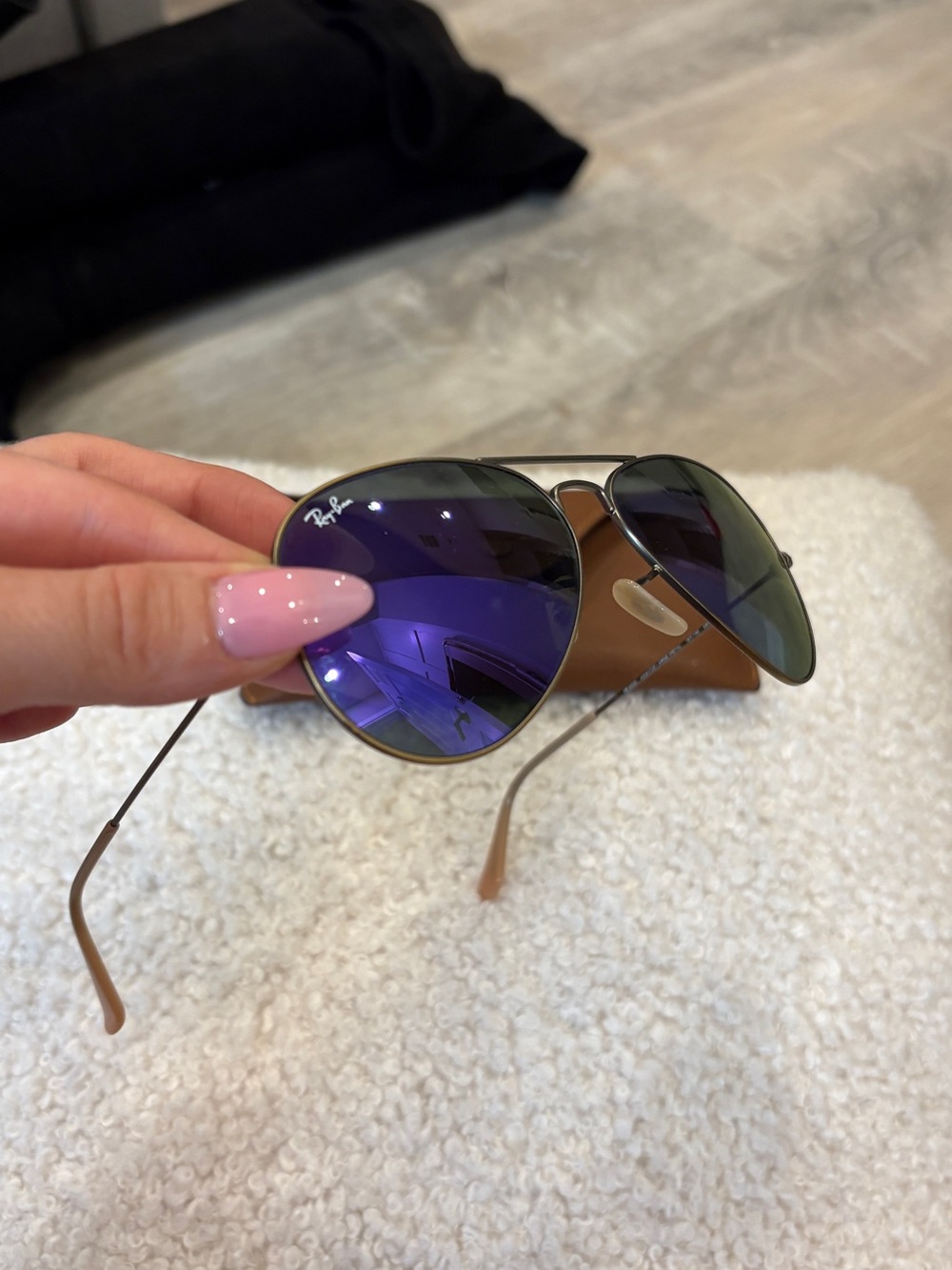 Ray Ban Sunglasses - Picture 3 of 4